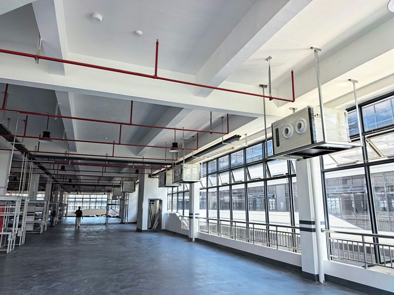 電動工具生產車間制冷降溫，安裝蒸發(fā)冷省電空調 - 臥式射流機型